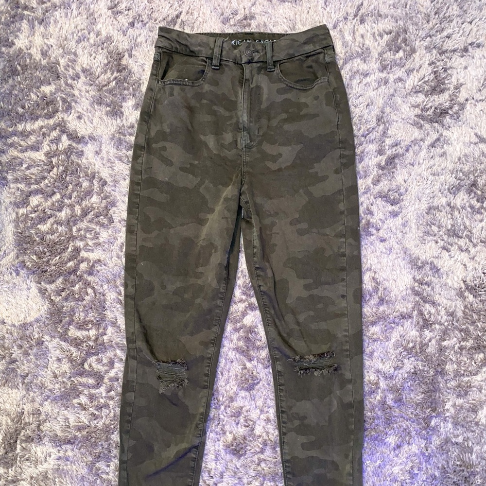 worn 1 time. good colors. fits good.